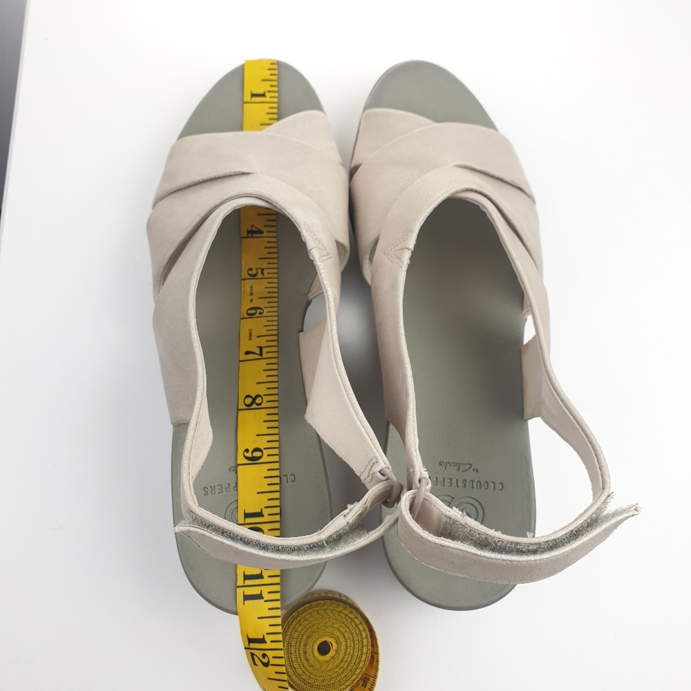 Clarks Cloudstepper Caddell  champagne slingback platform wedge saze 12